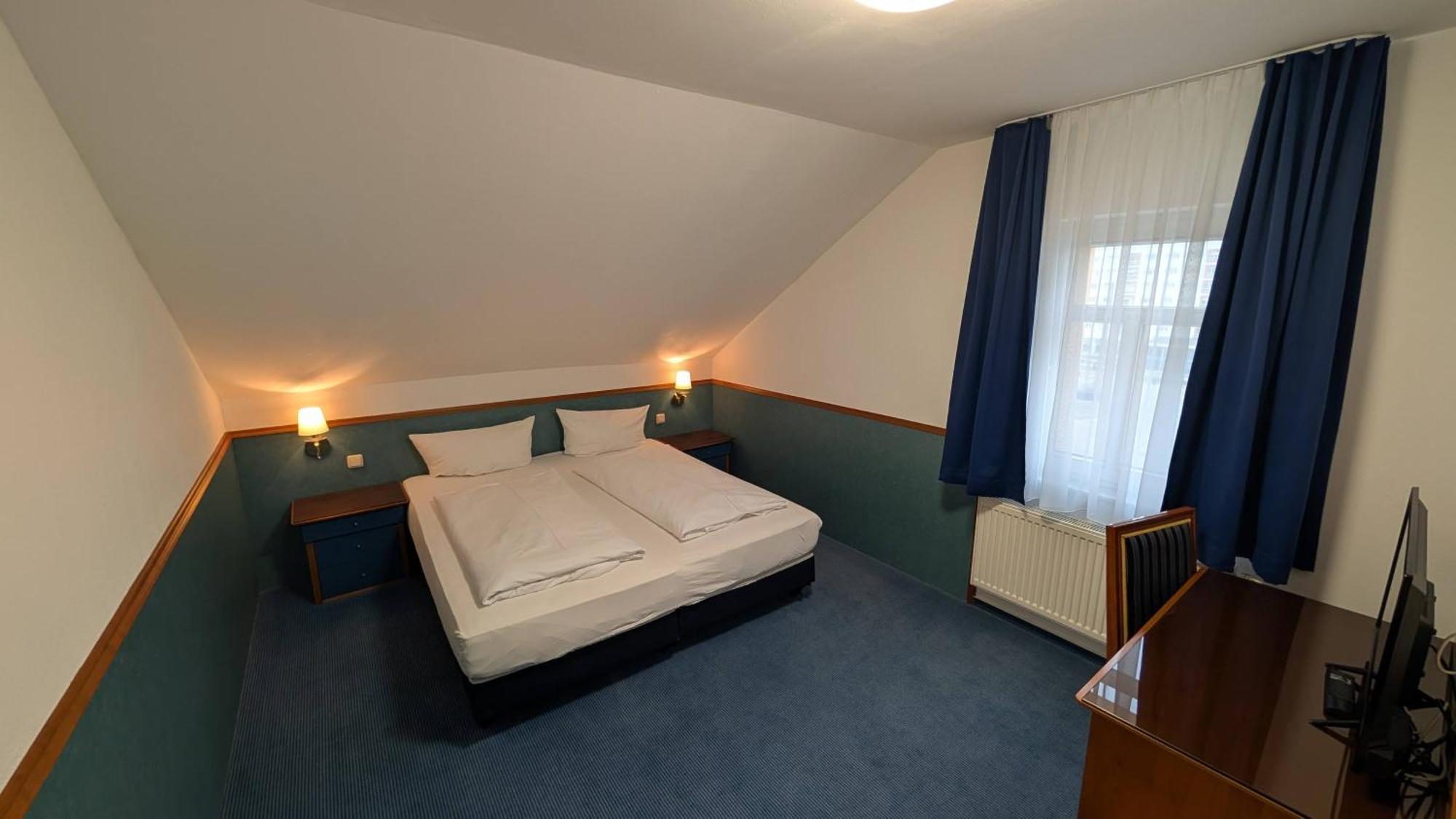 Hotel Am Bayrischen Platz Leipzig Buitenkant foto